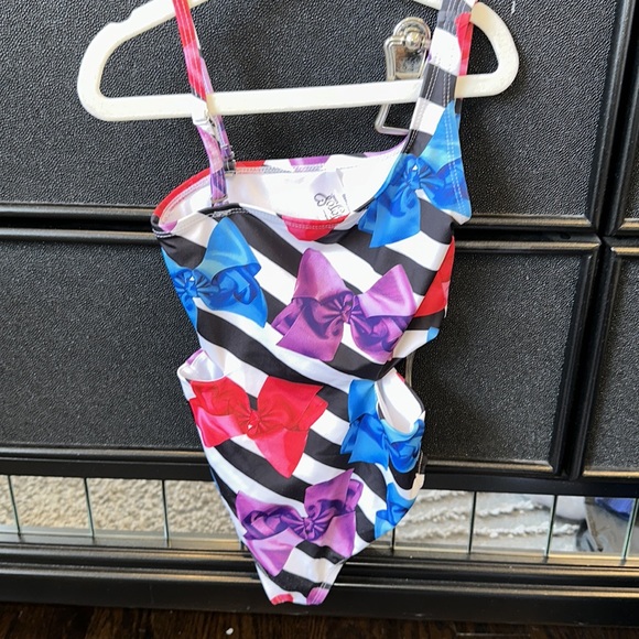 ART CLASS GIRLS JOJO SIWA BOW PRINT SWIMSUIT S (6/6X) - EXCELLENT CONDITION - Picture 6 of 7